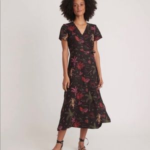 This TENCEL™ Lyocell / Hemp blend is kind of like linen, but a whole lot softer